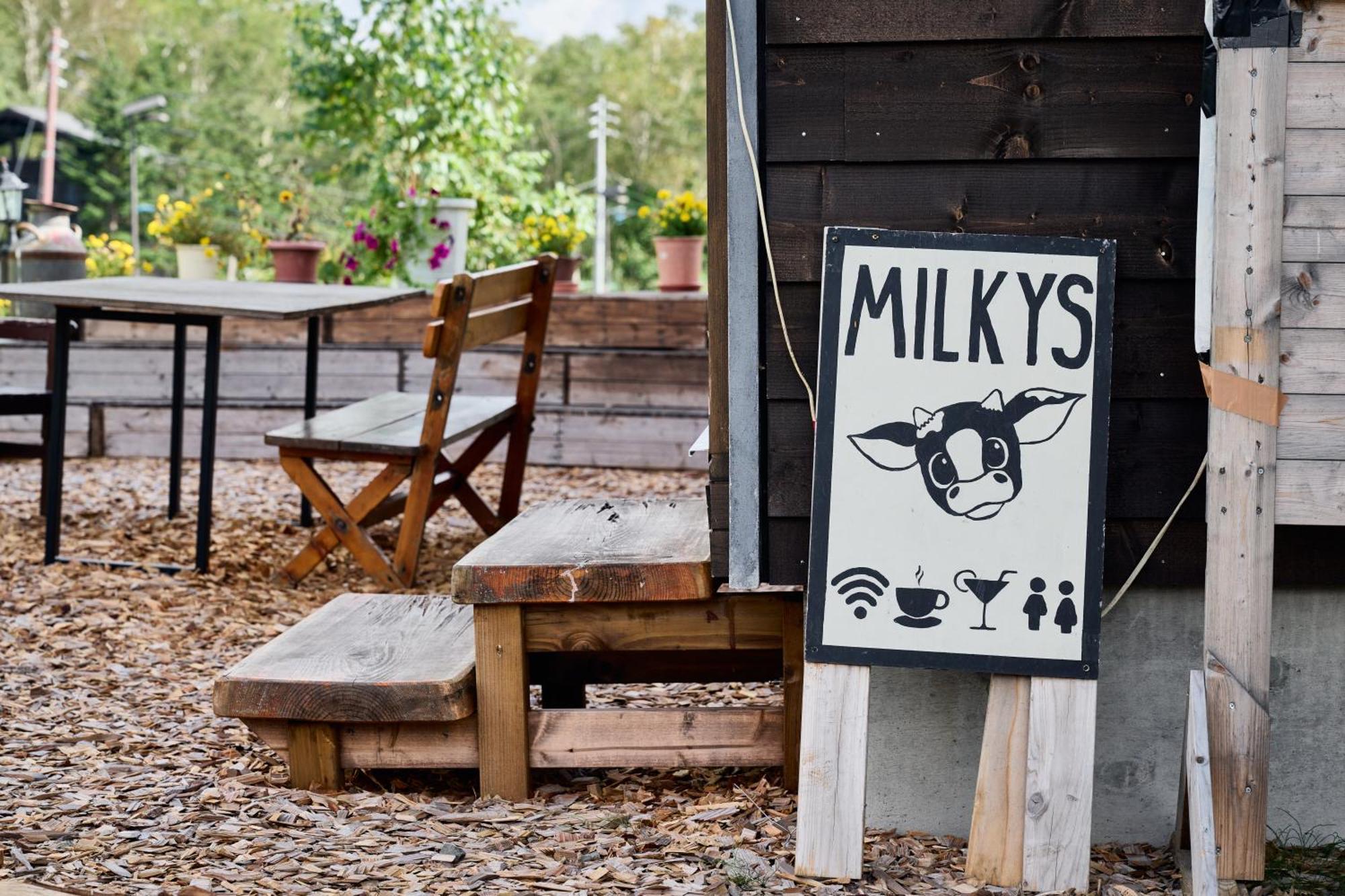 Country Inn Milky House Niseko Exterior photo